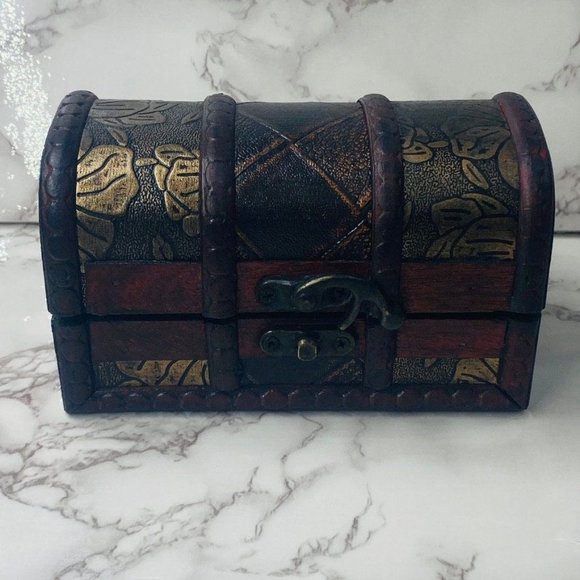 Apothecary Witchcraft Starter kit Box - Wicca Supplies - Picture 2 of 10